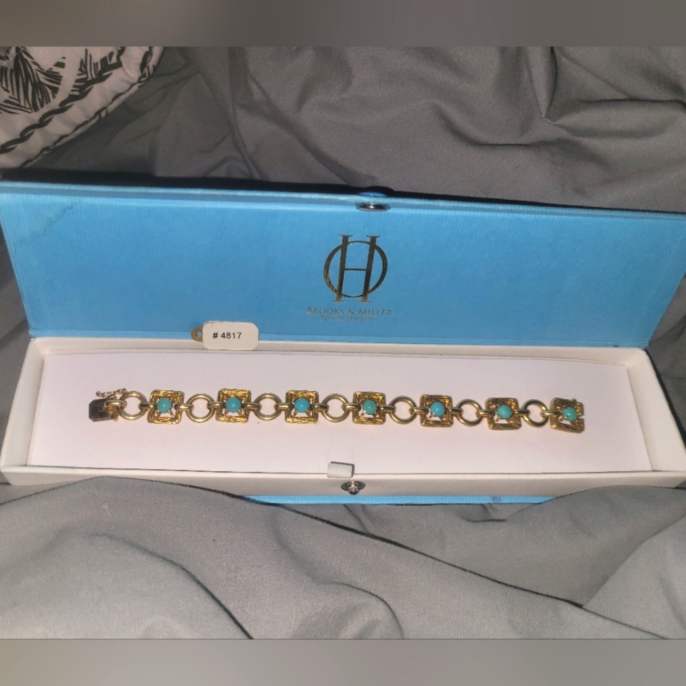 Original and authentic tiffany&co 18k gold with turquoise stones  bracelet .